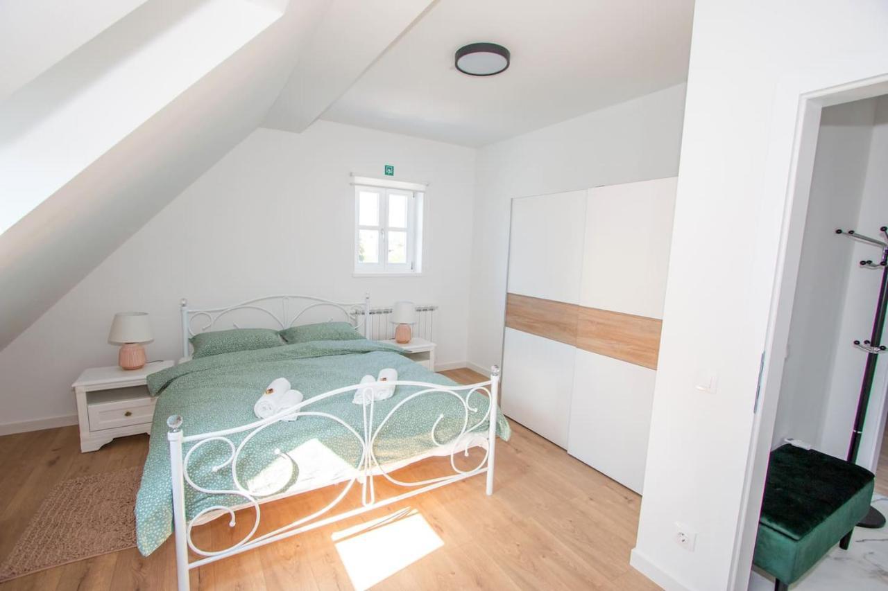 Apartmani Kac Karlovac Eksteriør bilde