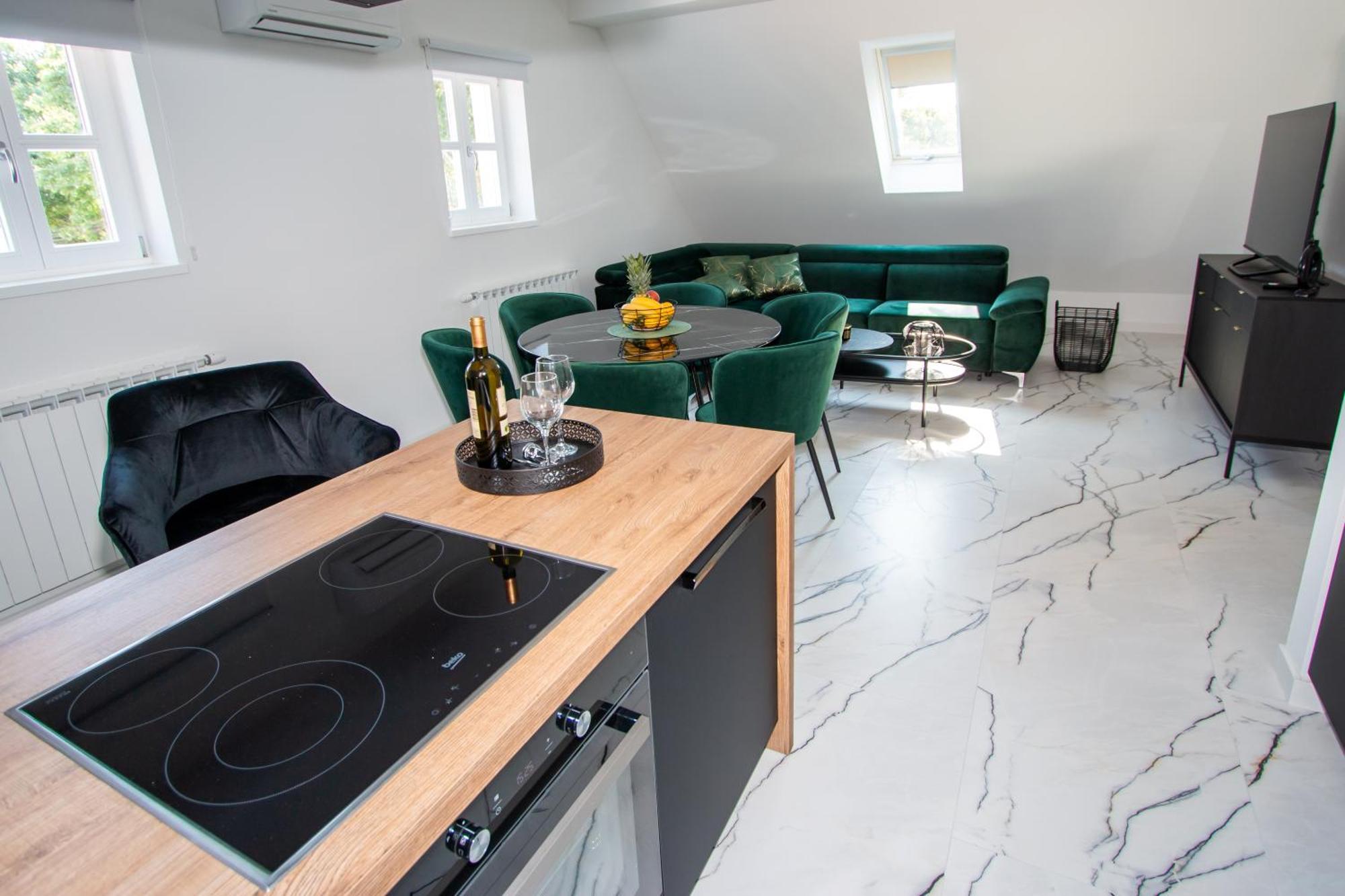 Apartmani Kac Karlovac Eksteriør bilde