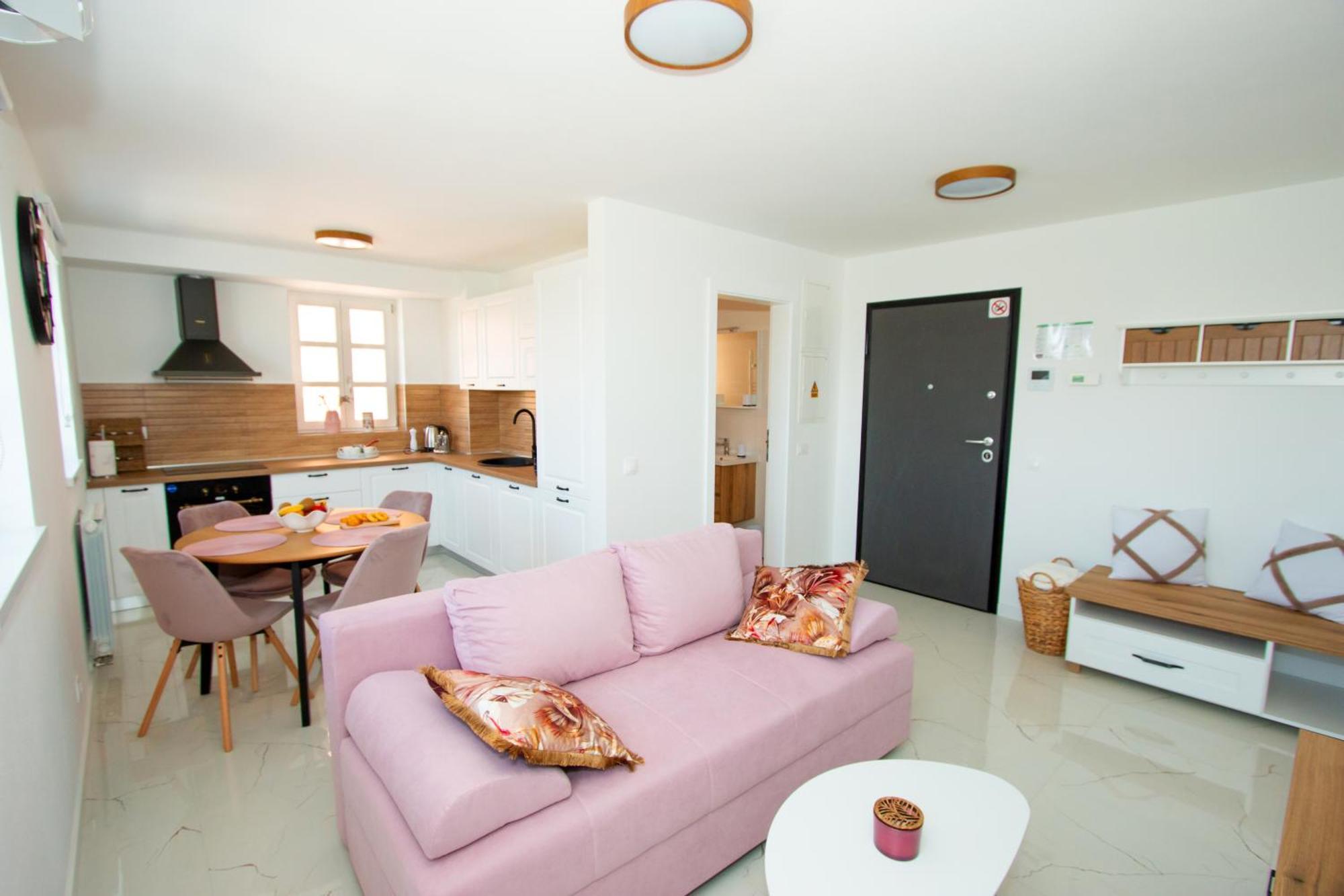 Apartmani Kac Karlovac Eksteriør bilde