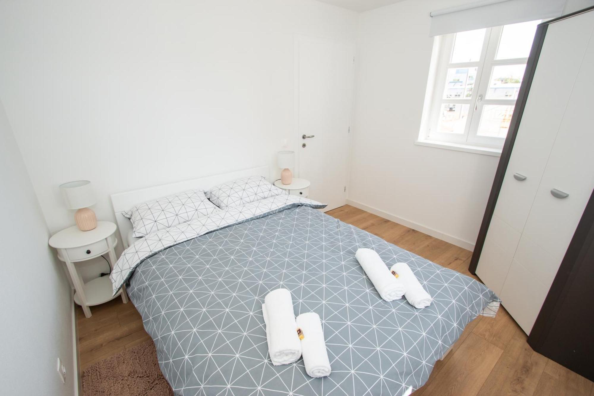 Apartmani Kac Karlovac Eksteriør bilde